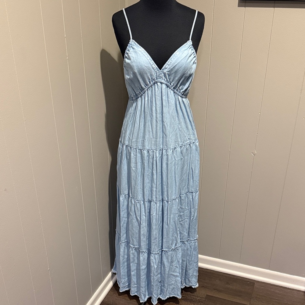 B34 Kut from the Kloth Women Small Sky Blue Maxi Dress Frayed Hem